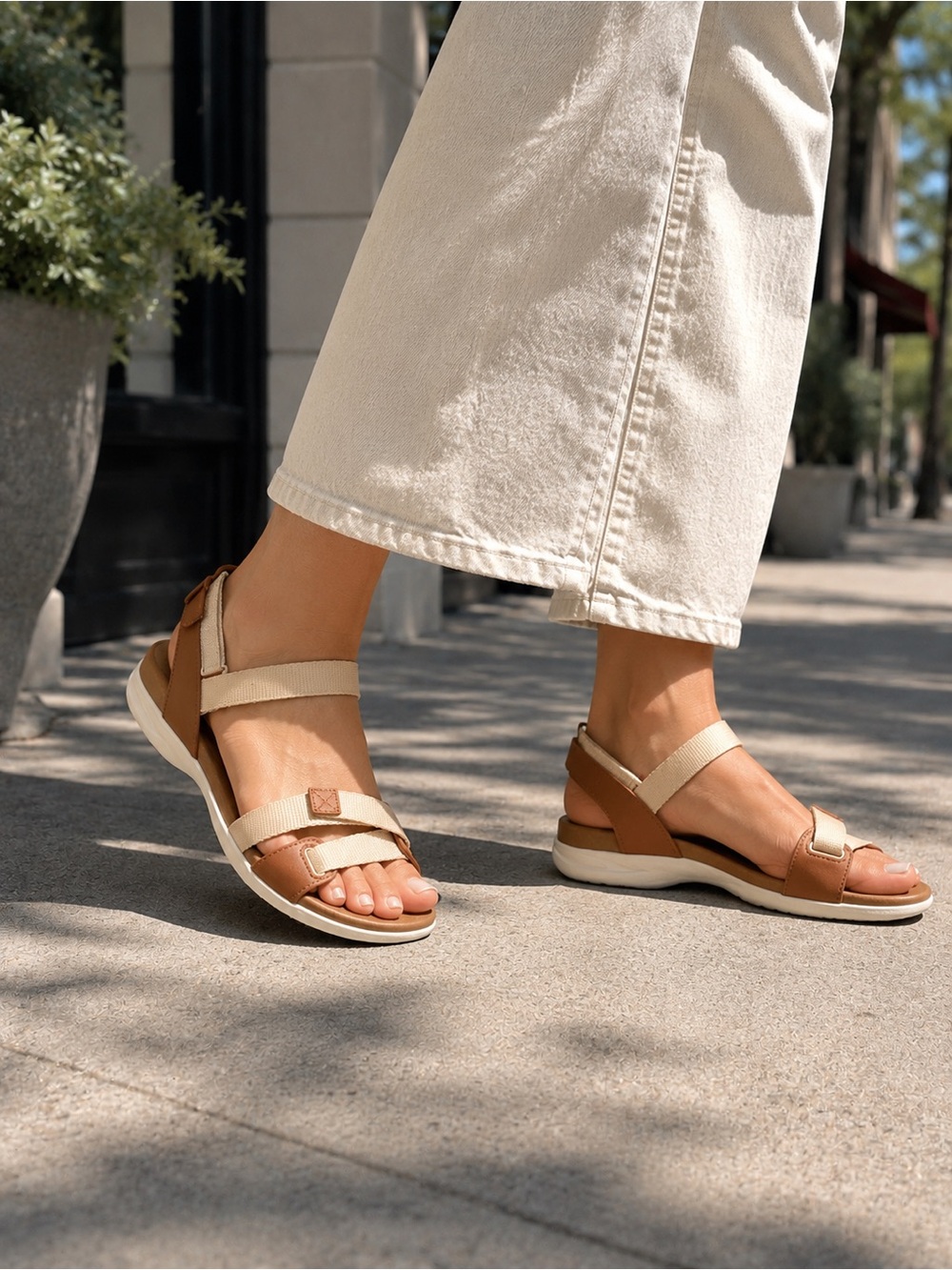 Revitalign | Women’s Strappy Sandals – Light Taupe/Tan